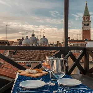  Apartment San Marco View Terrace R&r Italy